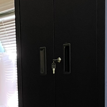 Locker Closing by 12065137. (2018). Freesound. https://freesound.org/people/12065137/sounds/449523/
      ‌